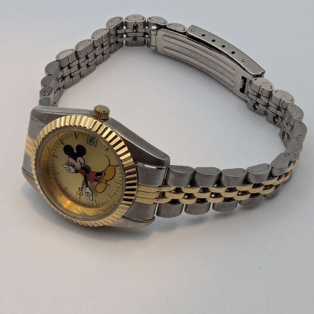 Ladies Disney Mickey Mouse 2 tone watch.